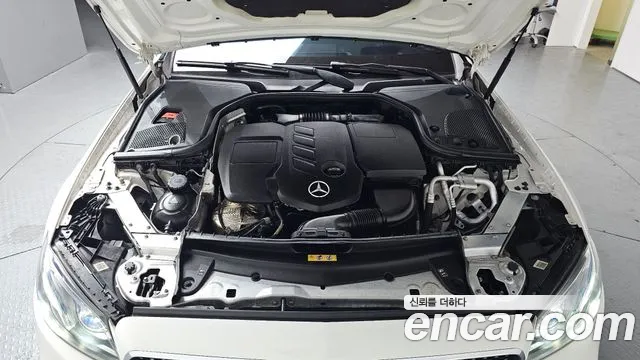 Mercedes-Benz E-Class 2017 — фото 5