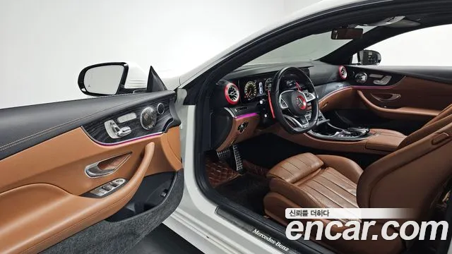 Mercedes-Benz E-Class 2017 — фото 9