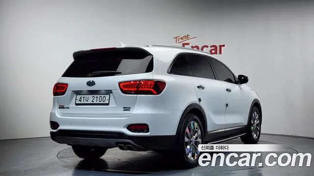 Kia Sorento 2018 — фото 1