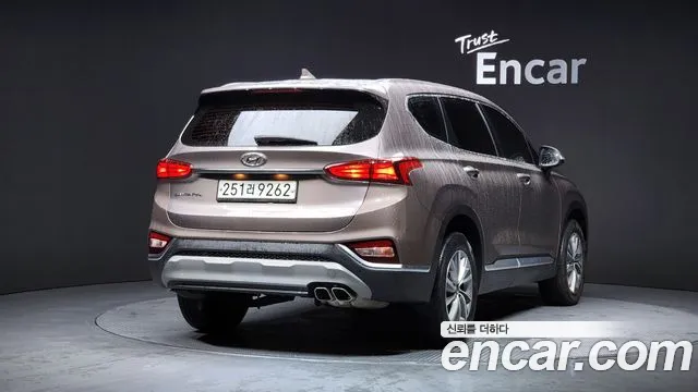 Hyundai Santafe 2020 — фото 2