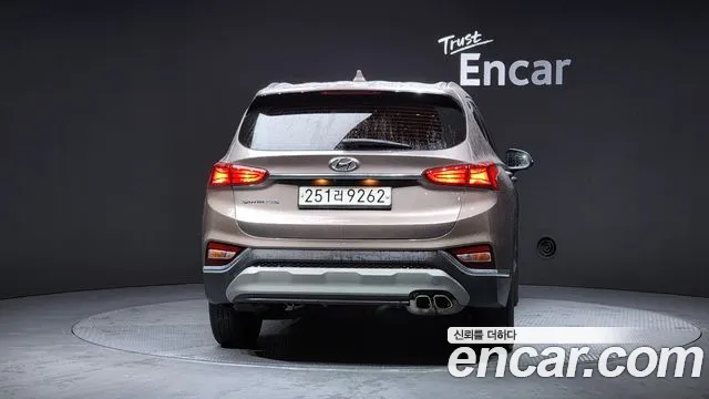 Hyundai Santafe 2020 — фото 4