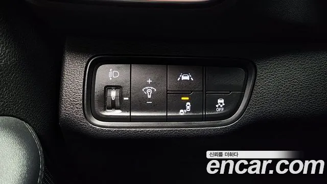 Hyundai Santafe 2020 — фото 17