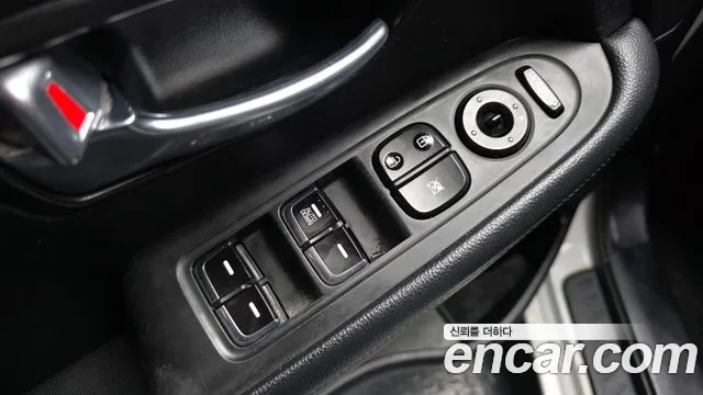 Kia Carens 2018 — фото 18