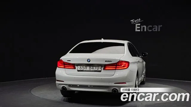 BMW 5-Series 2018 — фото 4