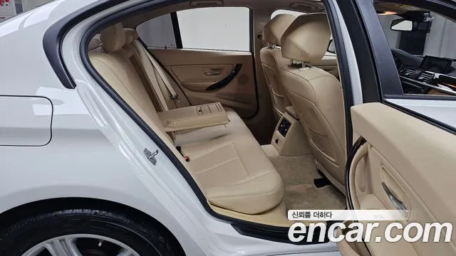 BMW 3-Series 2015 — фото 12