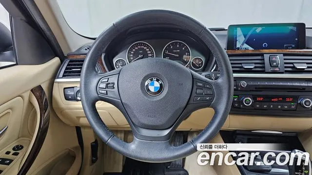 BMW 3-Series 2015 — фото 13