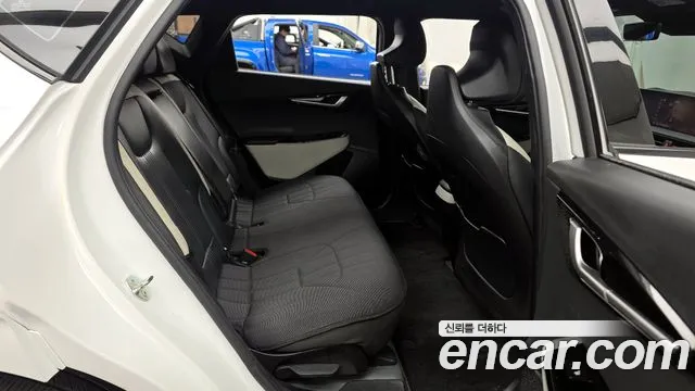 Kia EV6 2023 — фото 12