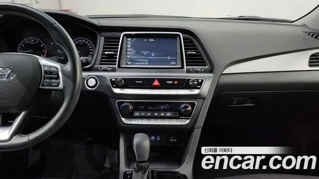 Hyundai Sonata 2019 — фото 14