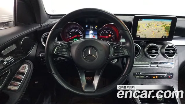 Mercedes-Benz GLC-Class 2018 — фото 13