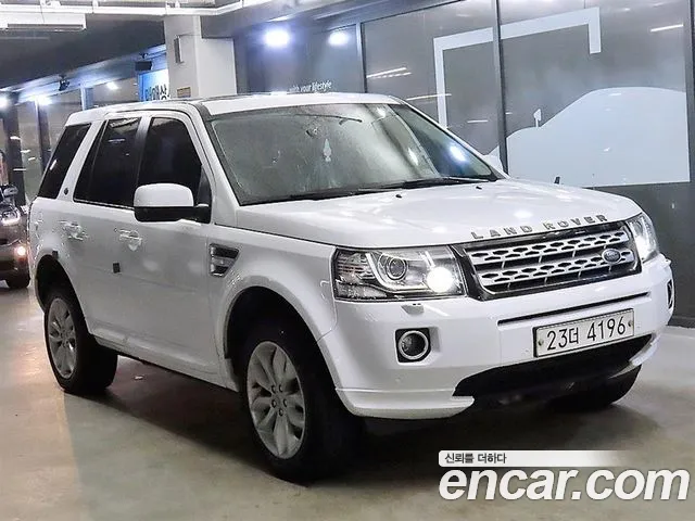 Land Rover Freelander 2013 — фото 1