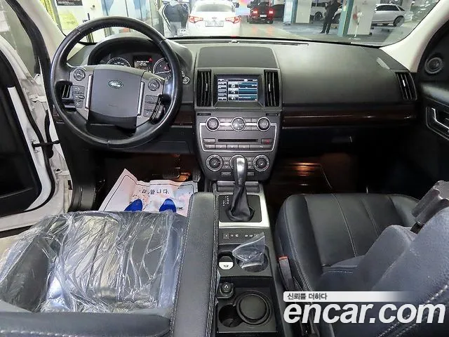 Land Rover Freelander 2013 — фото 10