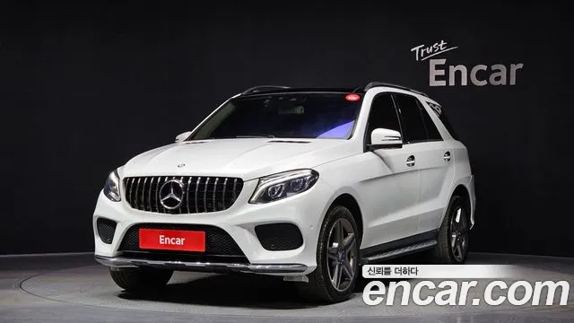 Mercedes-Benz GLE-Class 2016 — фото 1