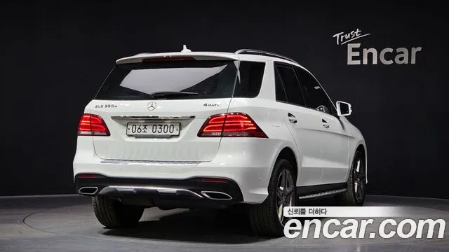 Mercedes-Benz GLE-Class 2016 — фото 2