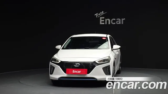 Hyundai Ioniq 2016 — фото 3
