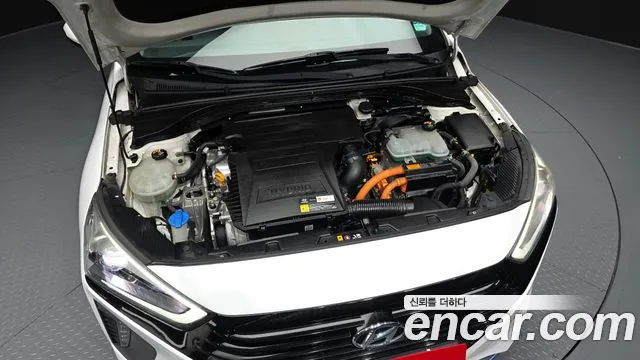 Hyundai Ioniq 2016 — фото 6