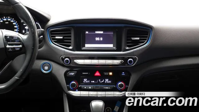Hyundai Ioniq 2016 — фото 14