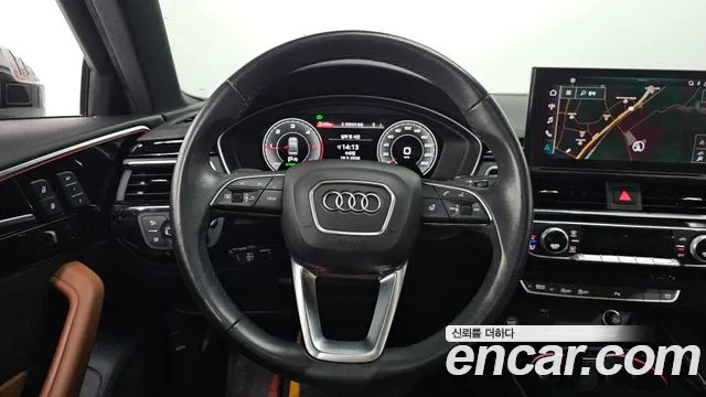 Audi A4 2021 — фото 13