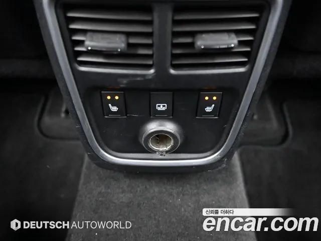 Chrysler 300C 2013 — фото 16