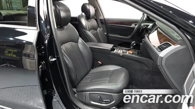 Hyundai Genesis 2015 — фото 10