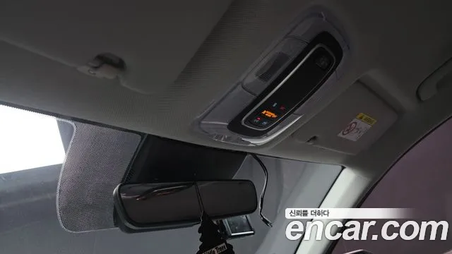 Hyundai AVANTE 2021 — фото 19
