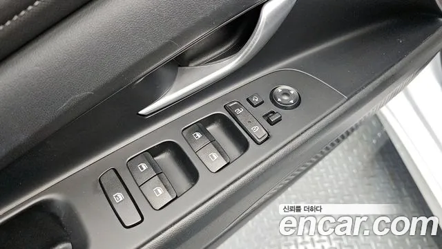 Hyundai AVANTE 2023 — фото 14