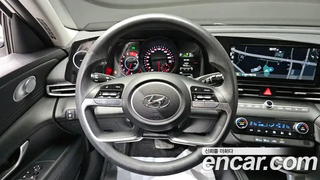 Hyundai AVANTE 2023 — фото 16