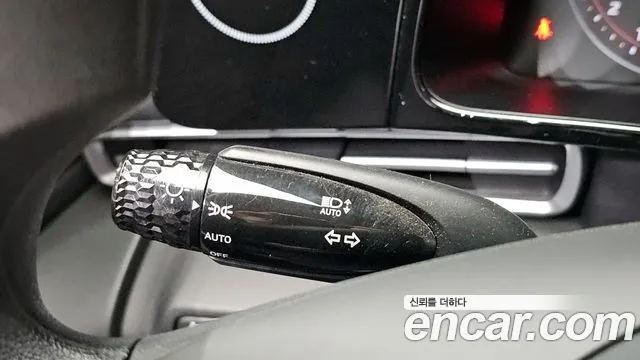 Hyundai AVANTE 2023 — фото 17