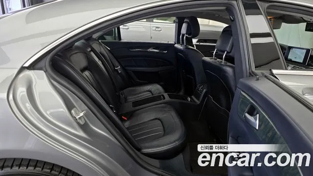 Mercedes-Benz CLS-Class 2015 — фото 12