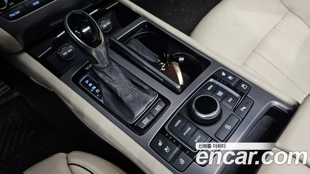 Hyundai Genesis 2016 — фото 9