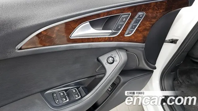 Audi A6 2015 — фото 18