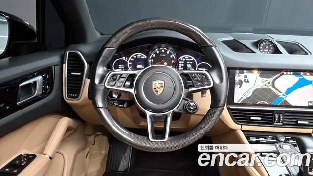 Porsche Cayenne 2021 — фото 13