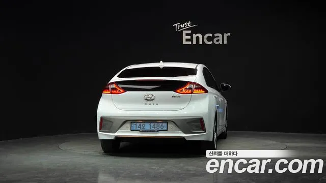 Hyundai Ioniq 2019 — фото 4