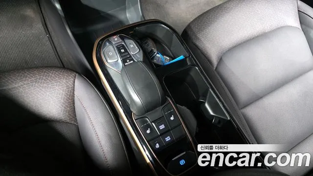 Hyundai Ioniq 2019 — фото 9
