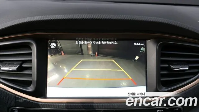 Hyundai Ioniq 2019 — фото 15