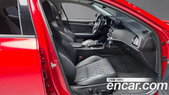 Kia Stinger 2021 — фото 11