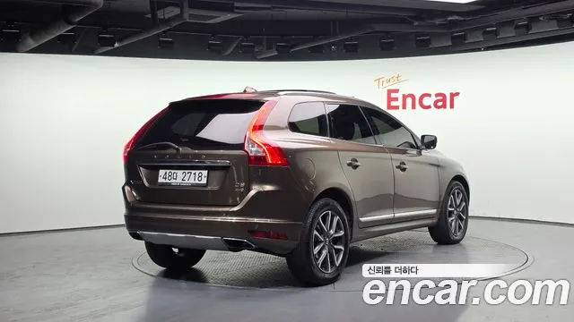 Volvo XC60 2016 — фото 2