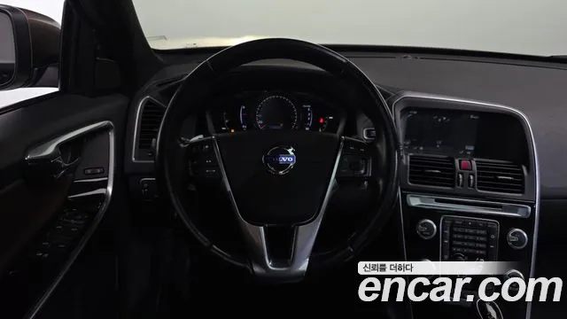 Volvo XC60 2016 — фото 13