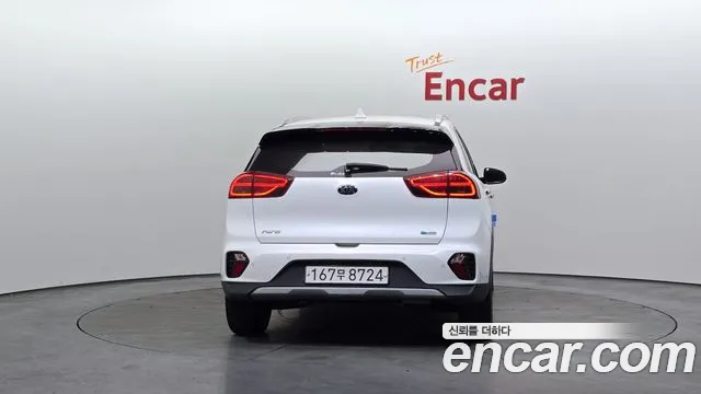 Kia Niro 2020 — фото 4