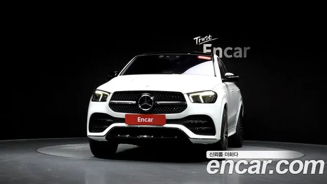 Mercedes-Benz GLE-Class 2022 — фото 2