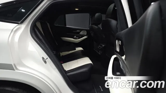 Mercedes-Benz GLE-Class 2022 — фото 11
