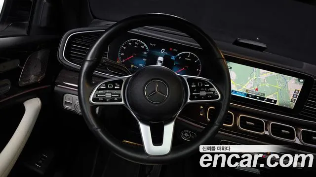Mercedes-Benz GLE-Class 2022 — фото 12