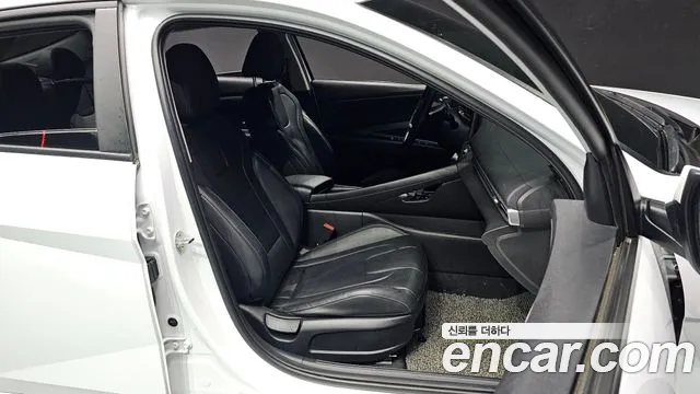 Hyundai AVANTE 2022 — фото 10