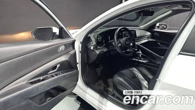 Hyundai AVANTE 2022 — фото 12