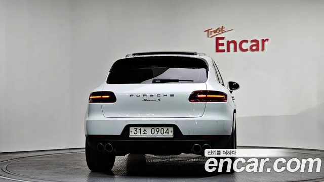 Porsche Macan 2017 — фото 4