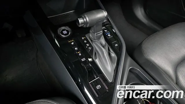 Kia Niro 2022 — фото 9