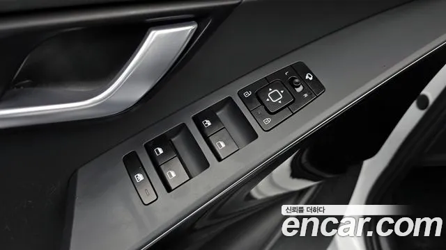Kia Niro 2022 — фото 11