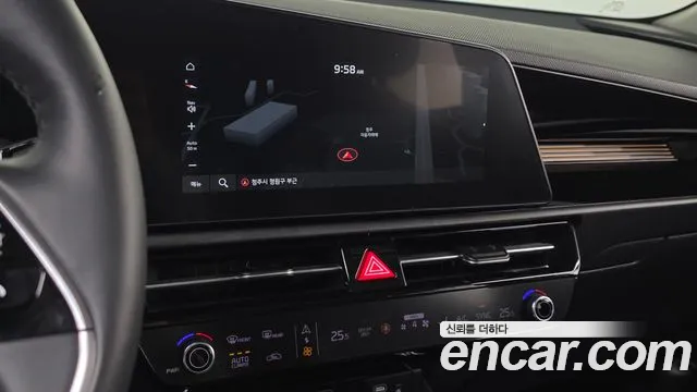 Kia Niro 2022 — фото 13