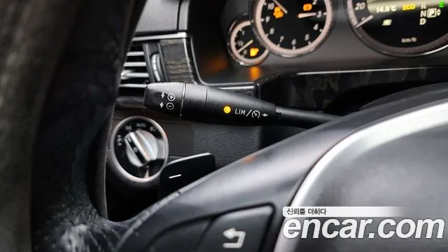 Mercedes-Benz E-Class 2013 — фото 19