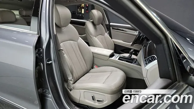 Hyundai Genesis 2016 — фото 10