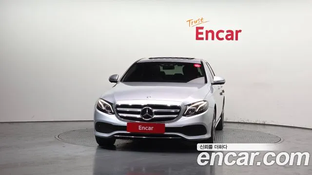 Mercedes-Benz E-Class 2017 — фото 3